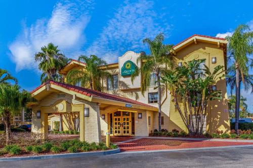 La Quinta Inn & Suites by Wyndham Tampa Bay Pinellas Park Clearw