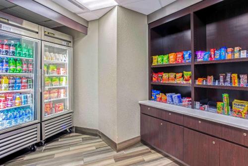 La Quinta by Wyndham Birmingham Homewood - image 12