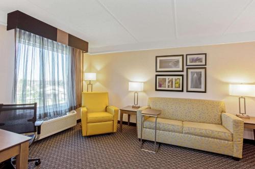 La Quinta Inn & Suites by Wyndham Panama City