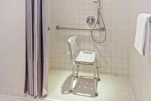 La Quinta by Wyndham Milwaukee Delafield La Quinta by Wyndham Milwaukee Delafield