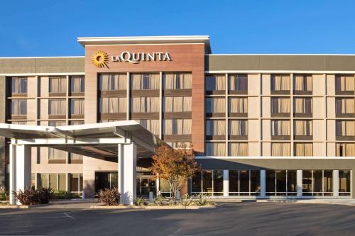 Facilities, La Quinta Inn & Suites by Wyndham Rancho Cordova Sacramento in Rancho Cordova (CA)