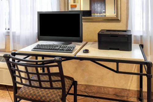La Quinta by Wyndham Las Cruces Organ Mountain - image 5