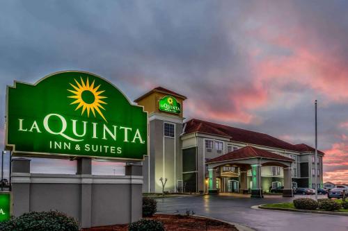 La Quinta by Wyndham Canton MS