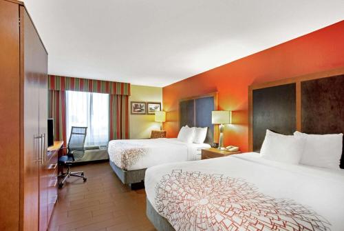 Queen Room with Two Queen Beds - Non-Smoking