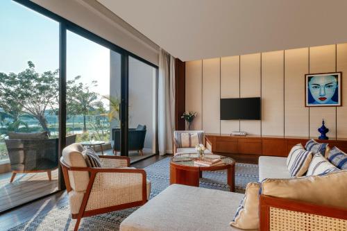 Awei Metta Yangon in Hlaing Thar Yar