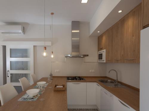 RD APARCAMIENTO INCLUIDO TRIANA luminoso cómodo apartamento 2Bd 2Bth, Sevilla (Foto 8)