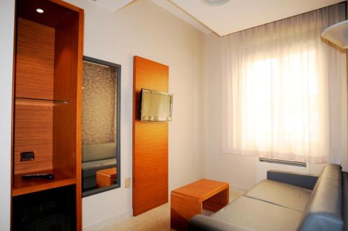 Astra Hotel - image 14