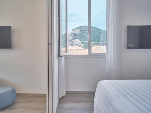 Hotel Medusa - image 2