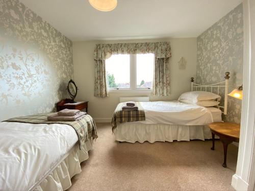 St Margaret's Cottage, Edinburgh, Эдинбург (фото 9)