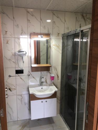 Chambre triple, salle de bain privée, 3 lits