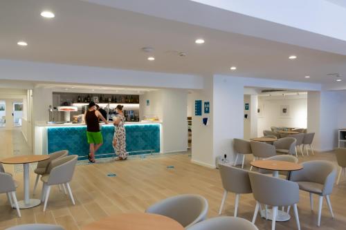 Hotel Mediodia - image 6