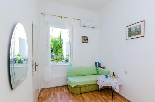 Room Mimi - image 4