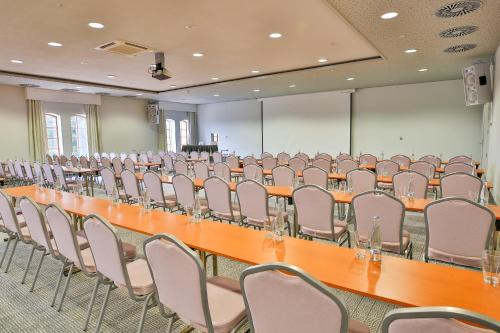 262166325 LH Hotel Dvořák Tábor Congress & Wellness