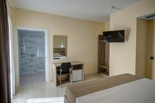Allegro Hotel - image 7