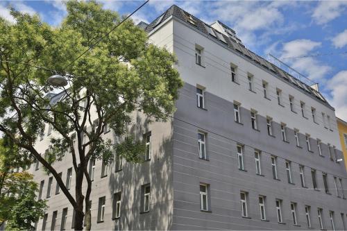 Sunny Penthouse DG 5 (Apt. 43)