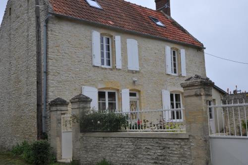 B&B Longues-sur-Mer - Le petit clos du Bessin - Bed and Breakfast Longues-sur-Mer