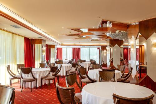 Oasis Hotel Apartments - image 10