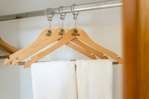 Oasis Hotel Apartments - image 2