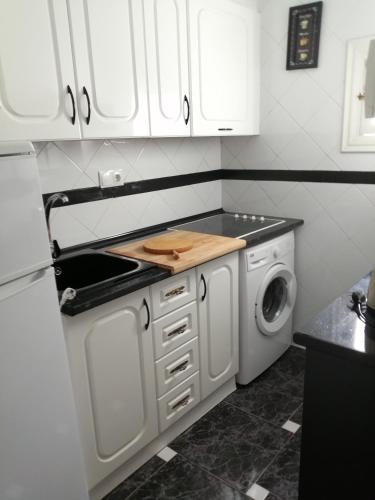 One-Bedroom Apartment image 7