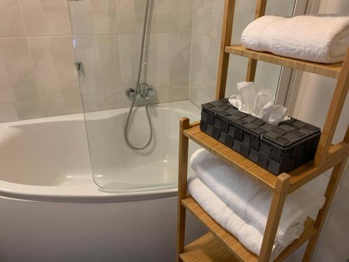 Auberge Alsacienne Room Type - Comfort Double Room with Bath