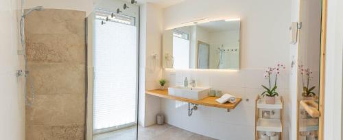  Alpine Appartement Top 3 by AA Holiday Homes in Tauplitz