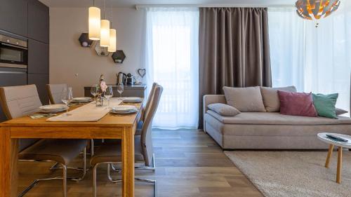 Alpine Appartement Top 3 by AA Holiday Homes