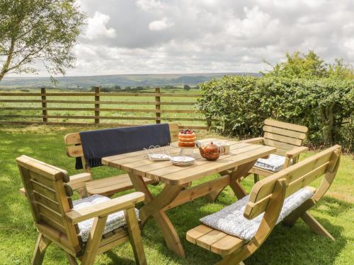 Westonby Lodge in High Hawsker