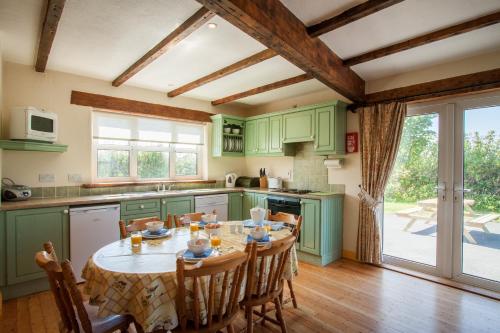 Kilmore Cottages Self - Catering in Kilmore Quay