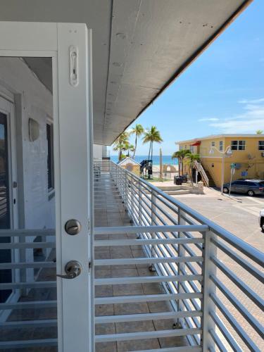 The Mariner Suites Hollywood - image 14
