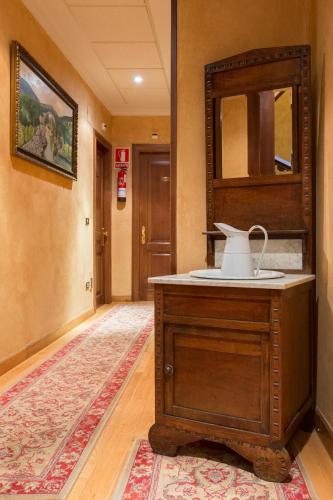 Facilities, Casa Espana in Villaviciosa