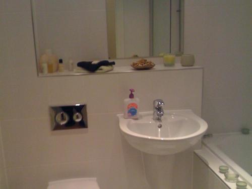 Apple House Guesthouse Heathrow Airport photo 4