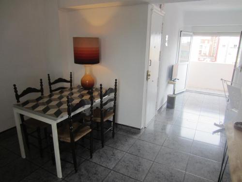 Apartment 400 meters from the beach, Walencja (zdjęcie 4)