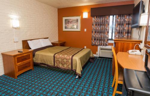 1 queen bed