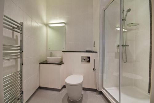 The Vernon - image 4