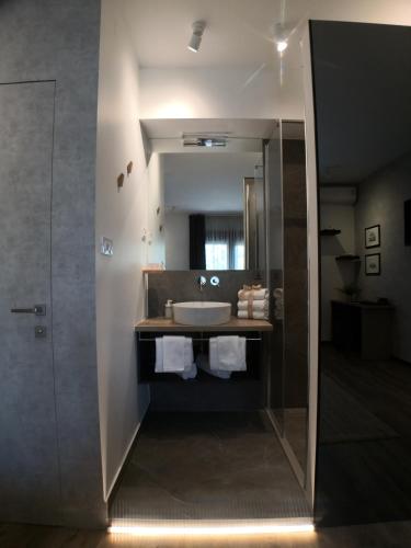 Scuderia Split Rooms, Split (photo 5)