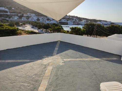 Erkély/terasz, Porto Sikinos Hotel in Alopronia (Sikinos)
