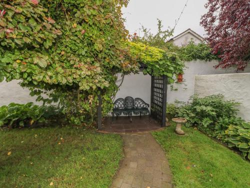 Quiet Waters Cottage - image 13