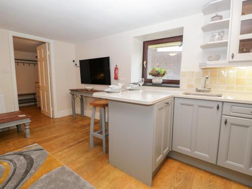 Aarons Place - image 11