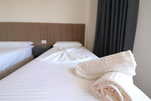 Hotel Tatzati 2 – Saranda, OR