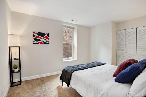Vogue Apartment next to ForestPark/WashU/BJC in Maryland Heights, USA