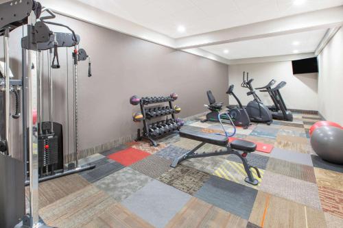 Days Inn & Suites by Wyndham Grand Rapids Near Downtown in Grand Rapids, USA