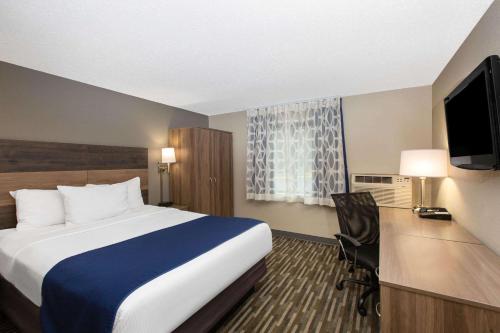 Days Inn & Suites by Wyndham Wisconsin Dells