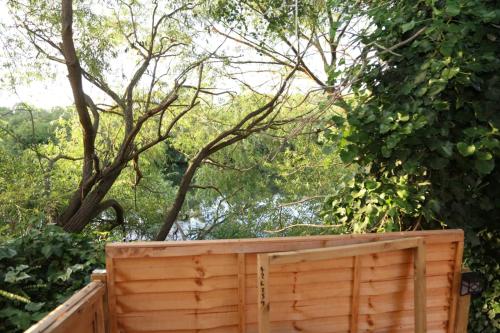 A A Guest Rooms Thamesmead