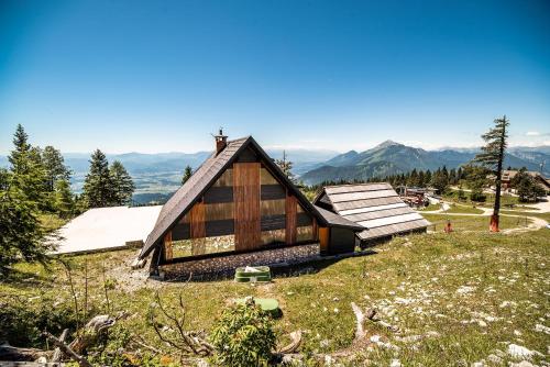 Apartments Zvoh, Krvavec, Ski-in, Ski-out - Cerklje na Gorenjskem