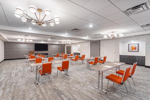 Holiday Inn - Columbus an IHG Hotel - main image