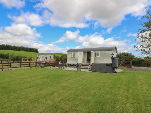 Hillside View Rhayader - image 13