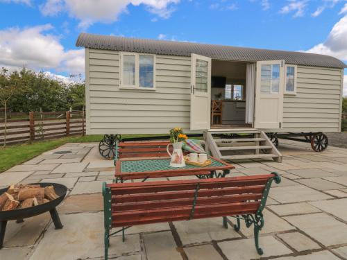 Hillside View Rhayader - image 9