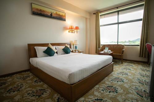 E-outfitting Golden Country Hotel in Mandalay