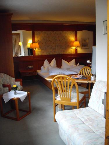 Alpenhotel Sonneck - image 10