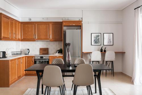 Superb & Comfy 2BD Apartment in Marousi by UPSTREET - image 8